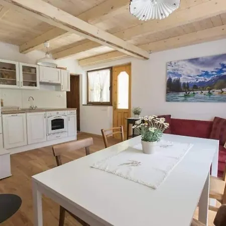 Apartma Mlekuz